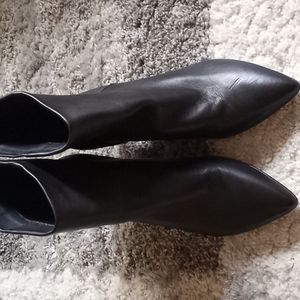 Dolce vita leather..